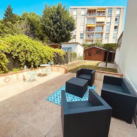 Splendide Maison De Sur Trois Etage - 258 Lejlighed *