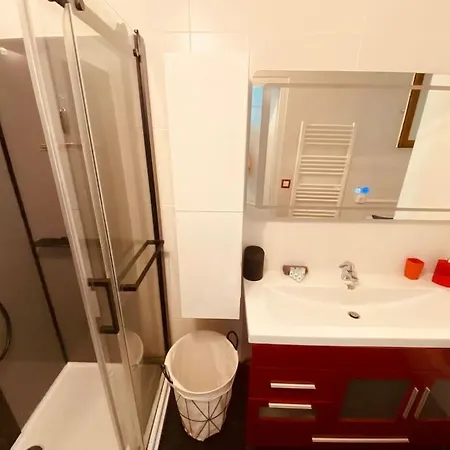 Lejlighed Splendide Maison De Sur Trois Etage - 258 *