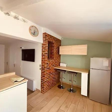 Splendide Maison De Sur Trois Etage - 258 Lejlighed